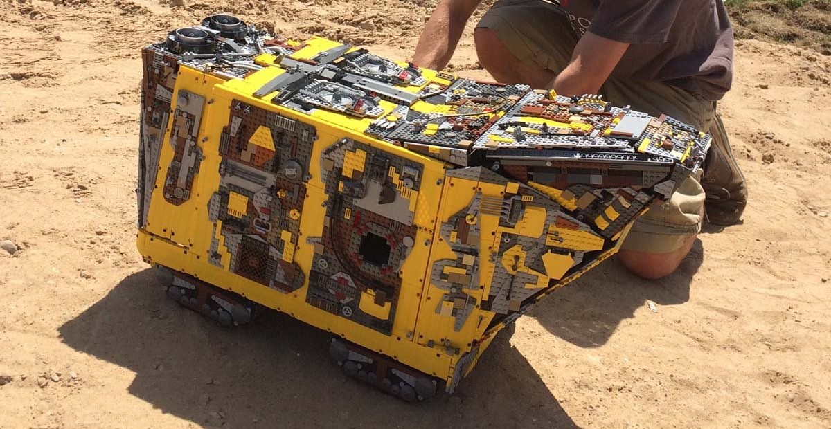 L’Imponente Sandcrawler LEGO Star Wars da 10.000 Pezzi