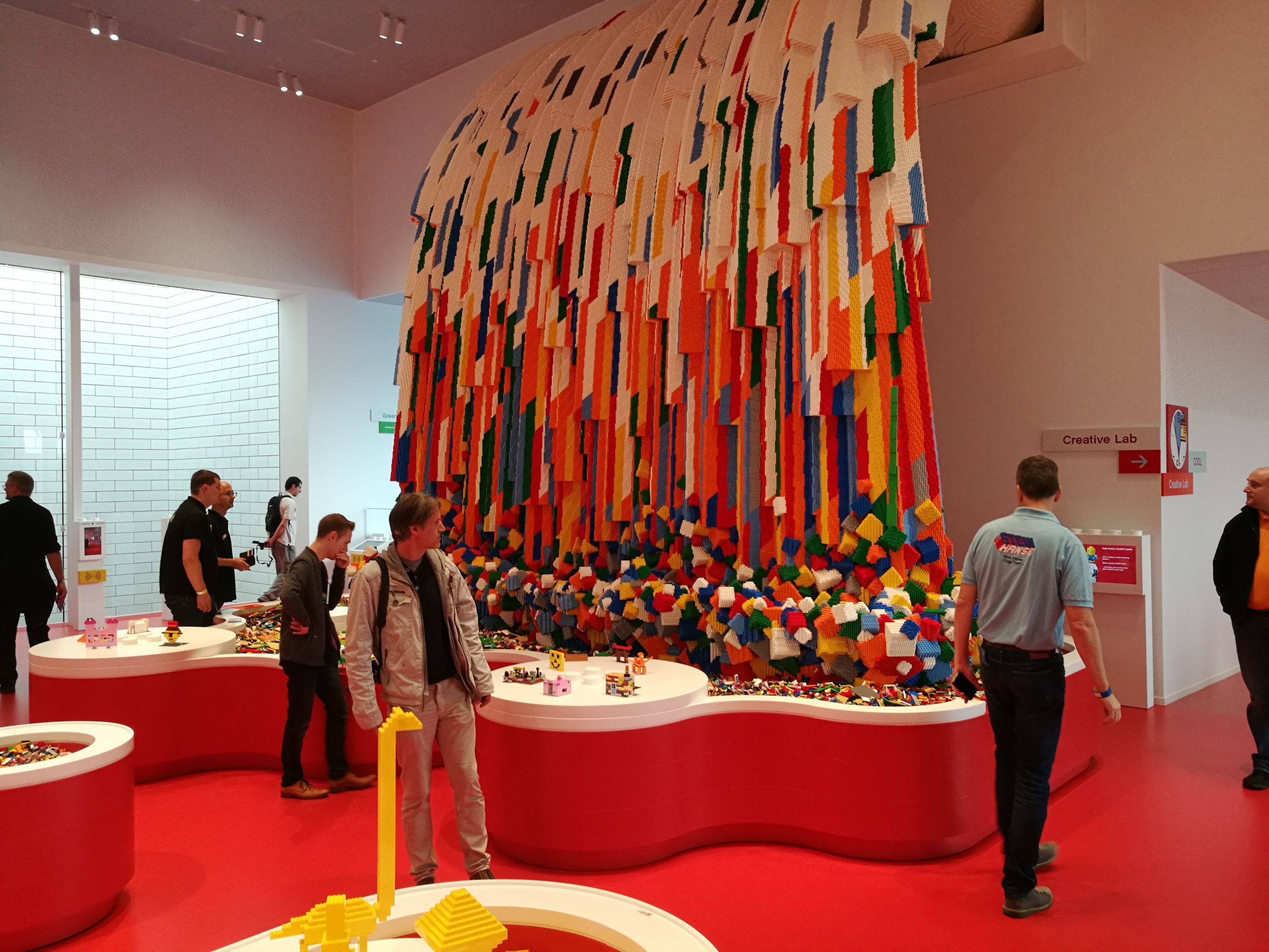 Visita alla LEGO House: Video e Immagini della Casa del Mattoncino