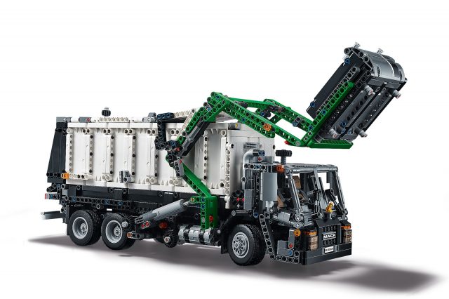 LEGO Technic - Mack Anthem (42078) B-Model