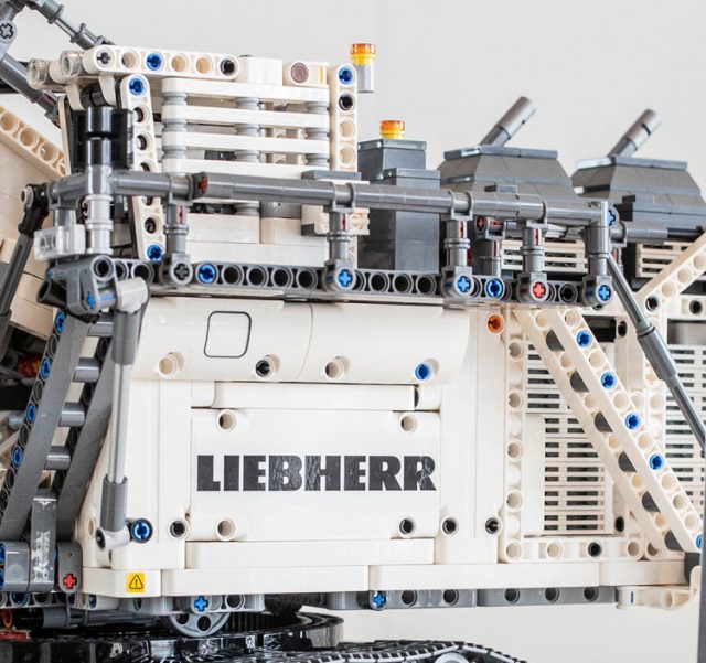 LEGO Technic Liebherr R 9800 (42100)