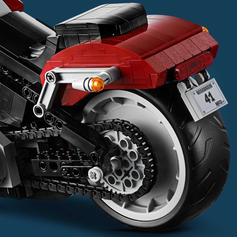 LEGO Creator Expert﻿ Harley-Davidson﻿ Fat﻿ Boy﻿﻿ (10269)