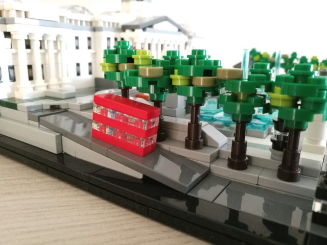 LEGO Architecture 21045 - Trafalgar Square