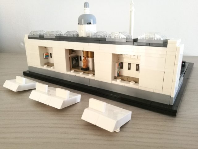 LEGO Architecture 21045 - Trafalgar Square