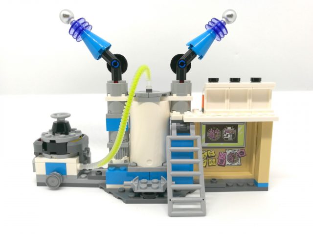 LEGO Hidden Side 70418 - Il Laboratorio Spettrale di J.B