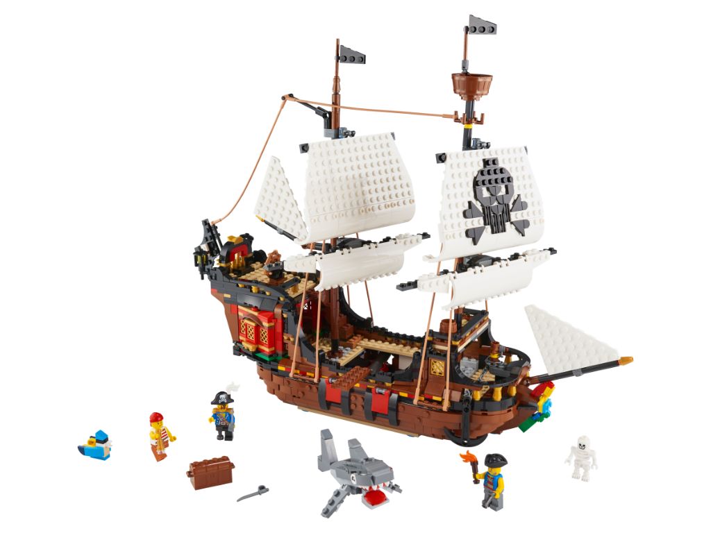 LEGO-Creator-31109-Pirate-Ship