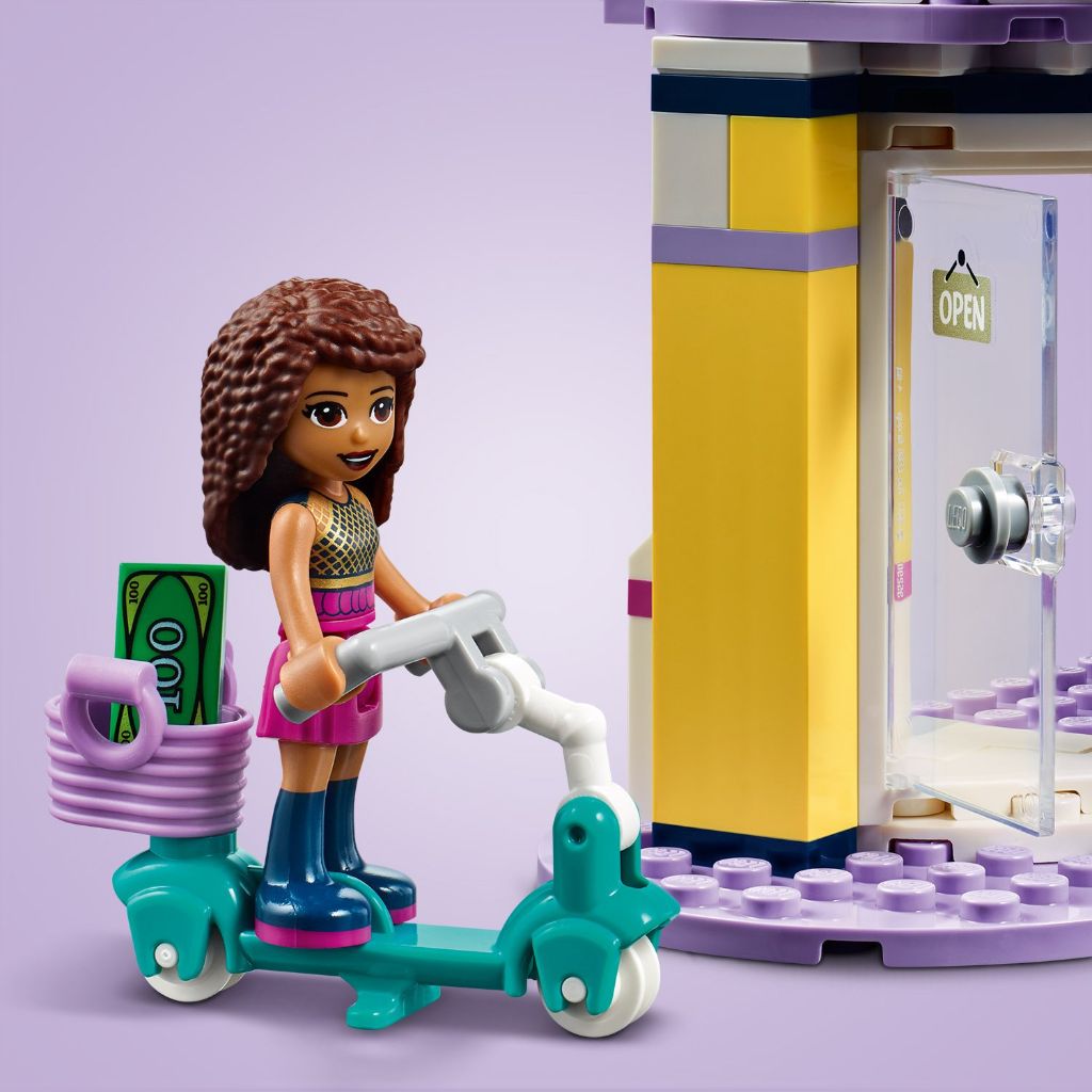 LEGO-Friends-41427-Emmas-Fashion-Shop