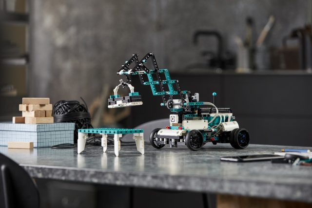 LEGO Mindstorms 2020