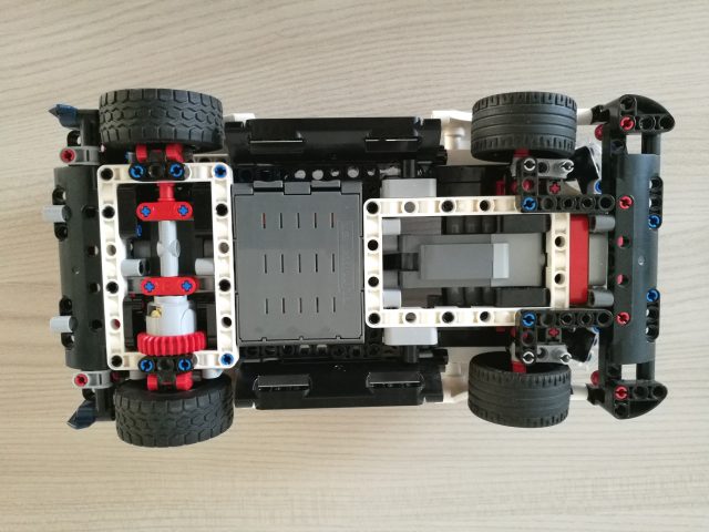 LEGO Technic - Auto Da Rally Top Gear Telecomandata (42109)