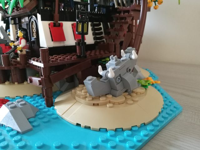 LEGO Ideas - I Pirati di Barracuda Bay (21322)