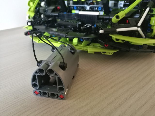 LEGO Technic 42115 - Lamborghini Sián Fkp 37