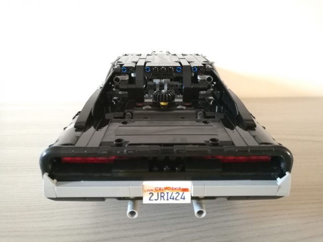 LEGO Technic - Dom's Dodge Charger (42111)