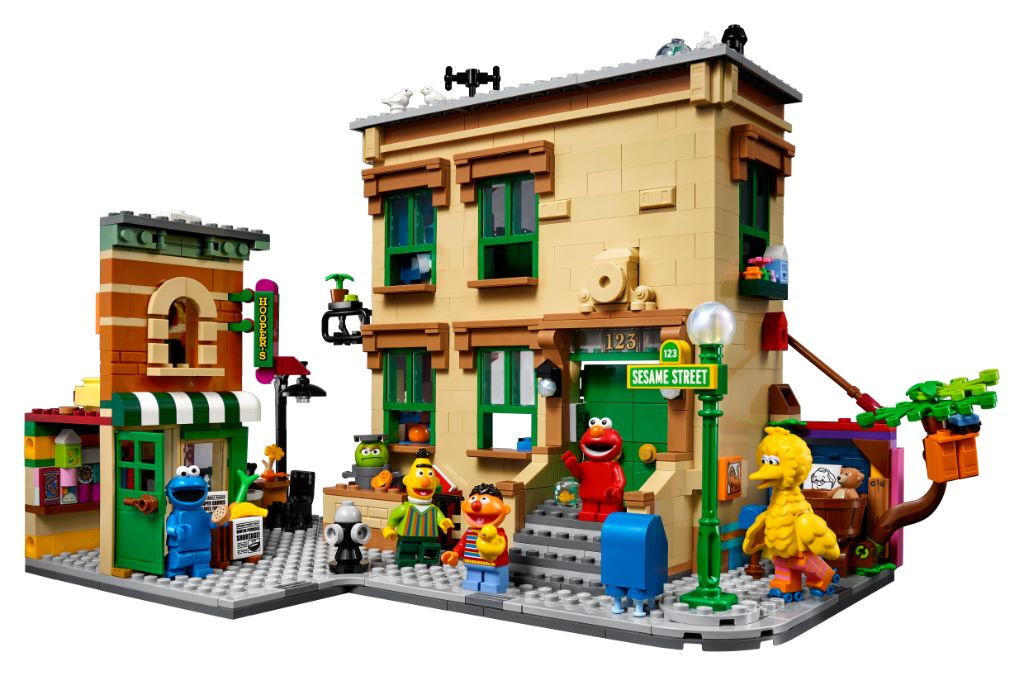 LEGO-Ideas-21324-Sesame-Street