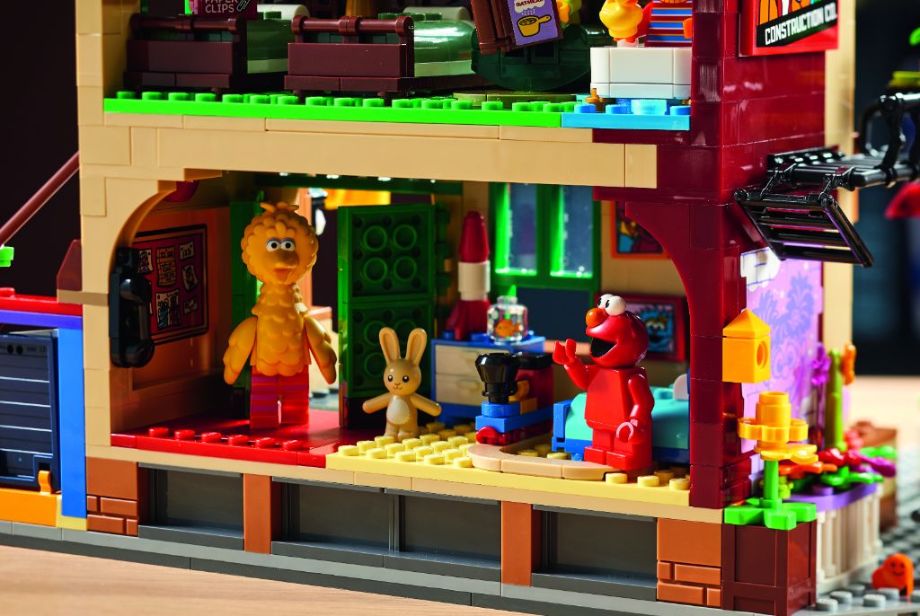 LEGO-Ideas-21324-Sesame-Street