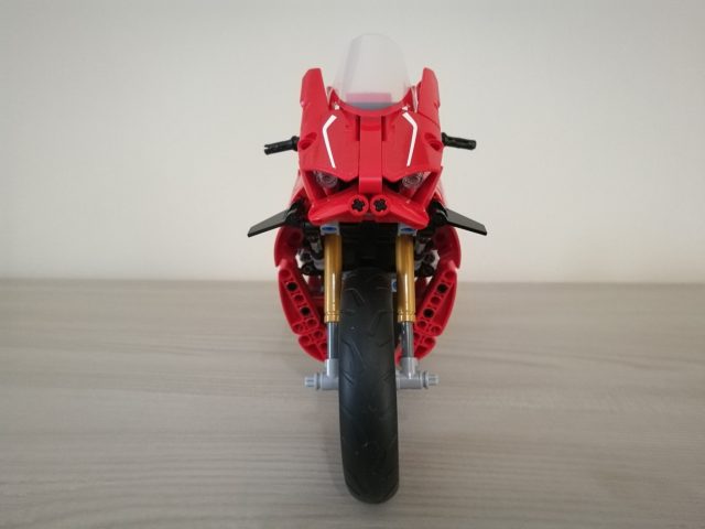 LEGO Technic 42107 - Ducati Panigale V4 R