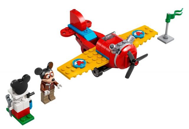 Mickey-Mouses-Propellor-Plane-1077