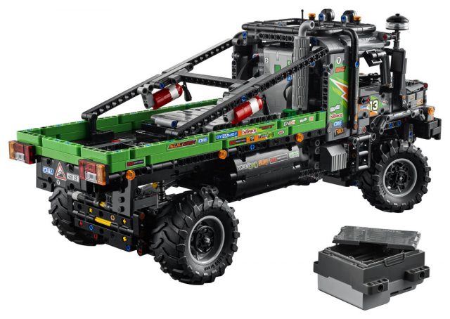 LEGO-Technic-4×4-Mercedes-Benz-Zetros-Trial-Truck-42129 