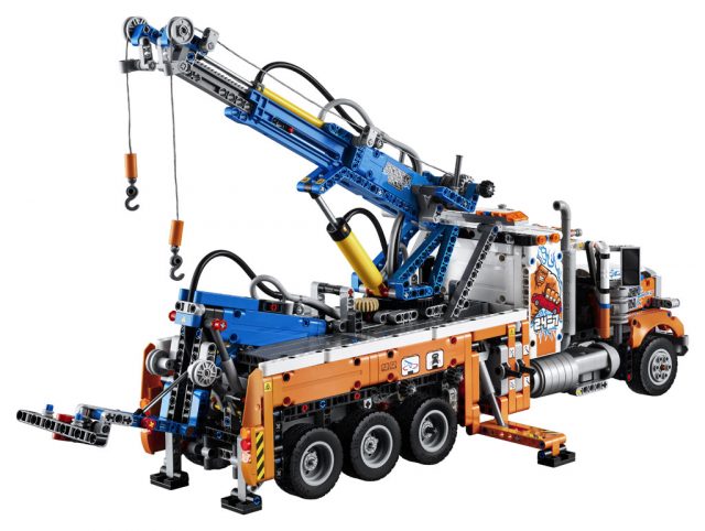 LEGO-Technic-Heavy-duty-Tow-Truck-42128