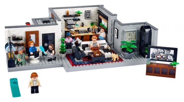 LEGO-Queer-Eye-–-The-Fab-5-Loft-10291