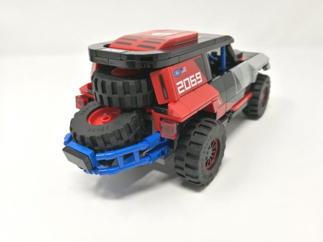 LEGO Speed Champions 76905 - Ford GT Heritage Edition e Bronco R