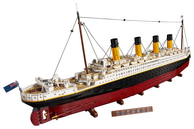 LEGO-Titanic-10294