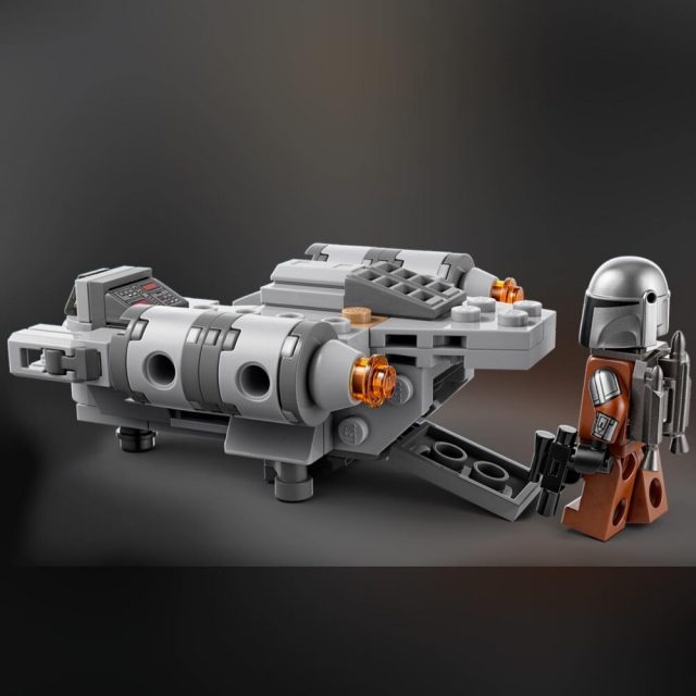 LEGO-Star-Wars-The-Razor-Crest-Microfighter-75321