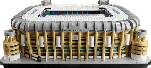 LEGO-Real-Madrid-Santiago-Bernabeu-Stadium-10299