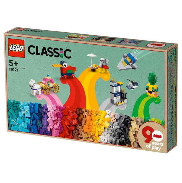 LEGO-Classic-90-Years-of-Play-11021