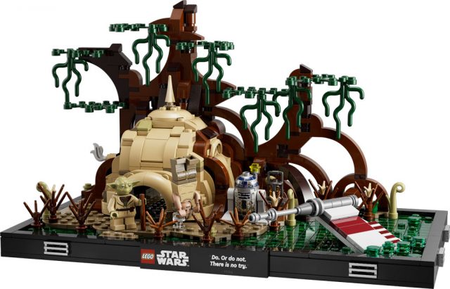 LEGO-Star-Wars-Dagobah-Jedi-Training-75330-