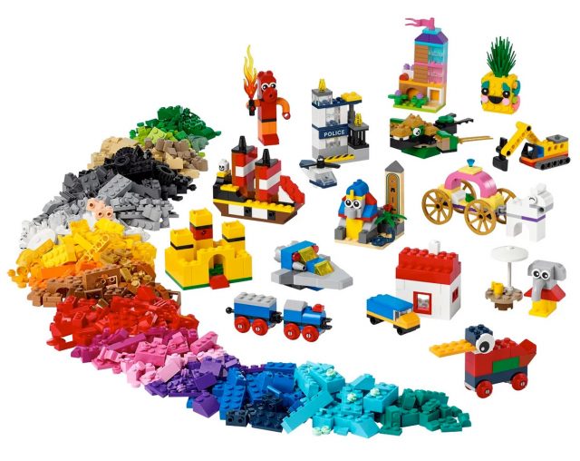 LEGO-Classic-90-Years-of-Play-11021