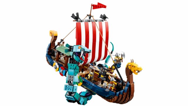 LEGO-Creator-Viking-Ship-and-the-Midgard-Serpent-31132