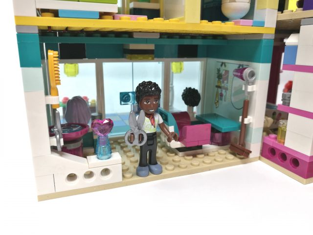 LEGO Friends - Edificio della strada principale (41704)