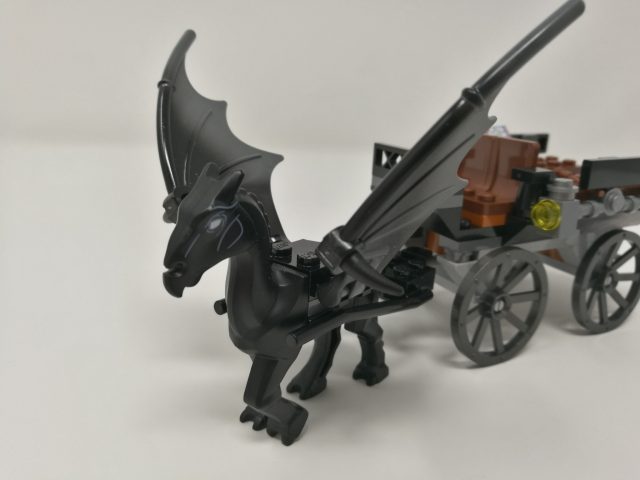 Thestral e carrozza di Hogwarts (76400)