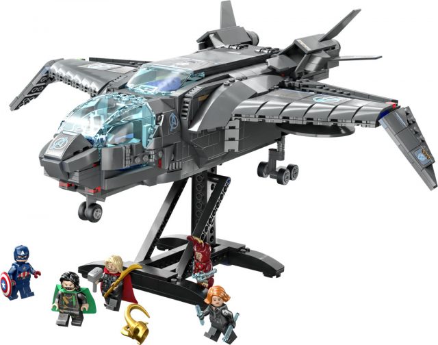 LEGO-Marvel-The-Avengers-Quinjet-76248-3