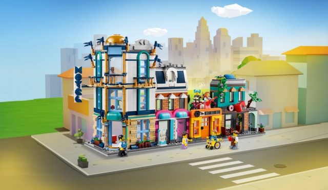 LEGO-Creator-3-in-1-Main-Street-31141-Preview