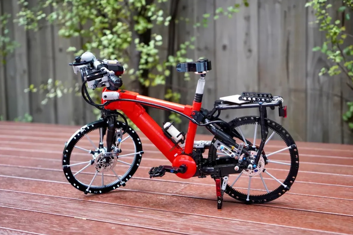 LEGO Ideas Working LEGO Bicycle Raggiunge 10.000 Sostenitori